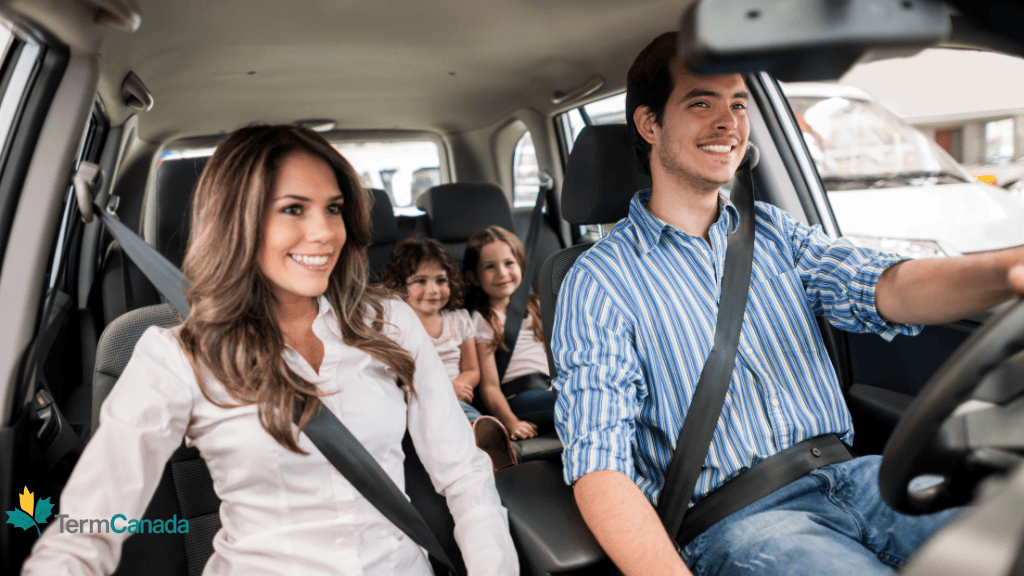 Healthy Canadian applying for accelerated underwriting life insurance online